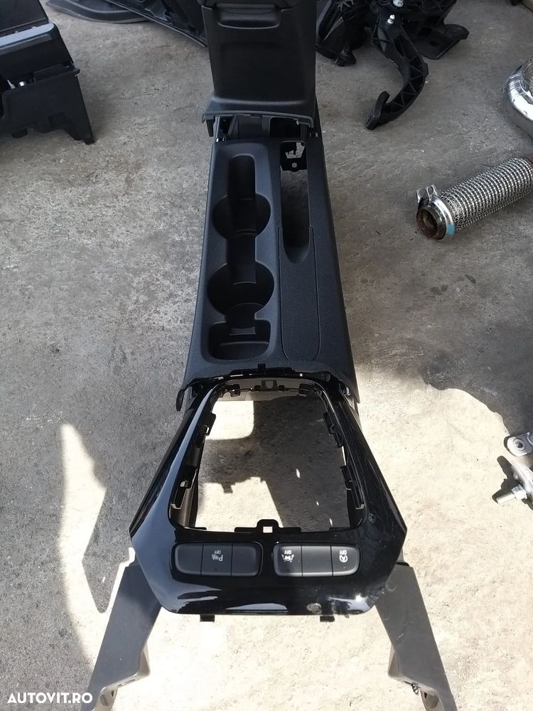 Cotiera Completa pentru Opel Corsa F din 2023, 1.2 Benzina - 1