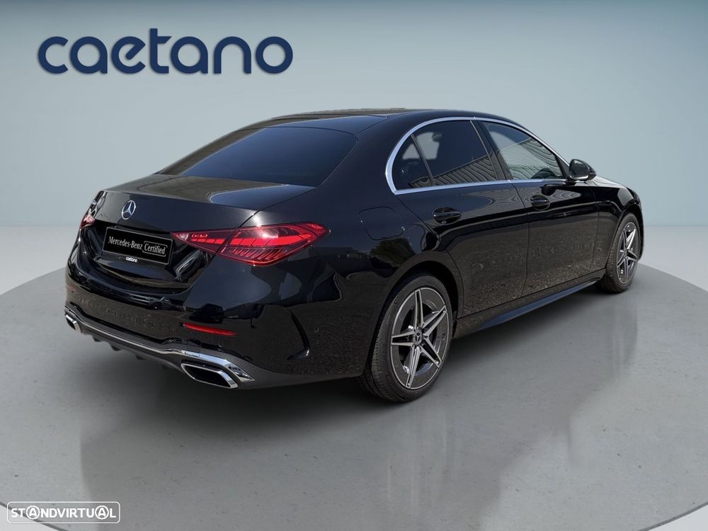 Mercedes-Benz C 300 de AMG Line - 2