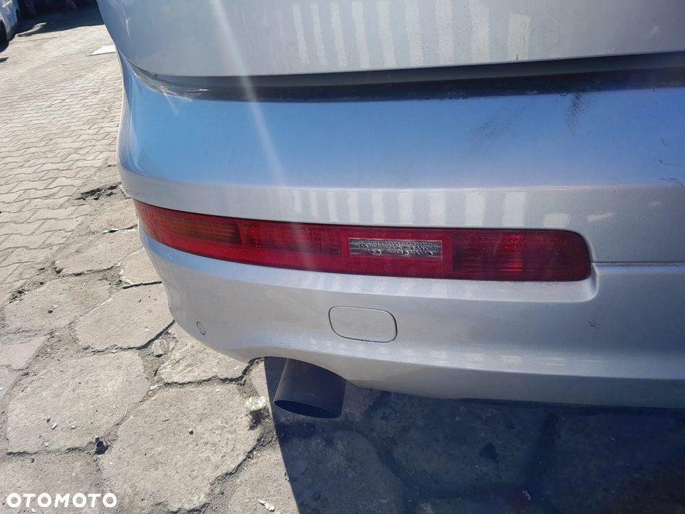 Lampa tylna lewa w zderzak AUDI Q7 4L 05-09r. Europa - 1