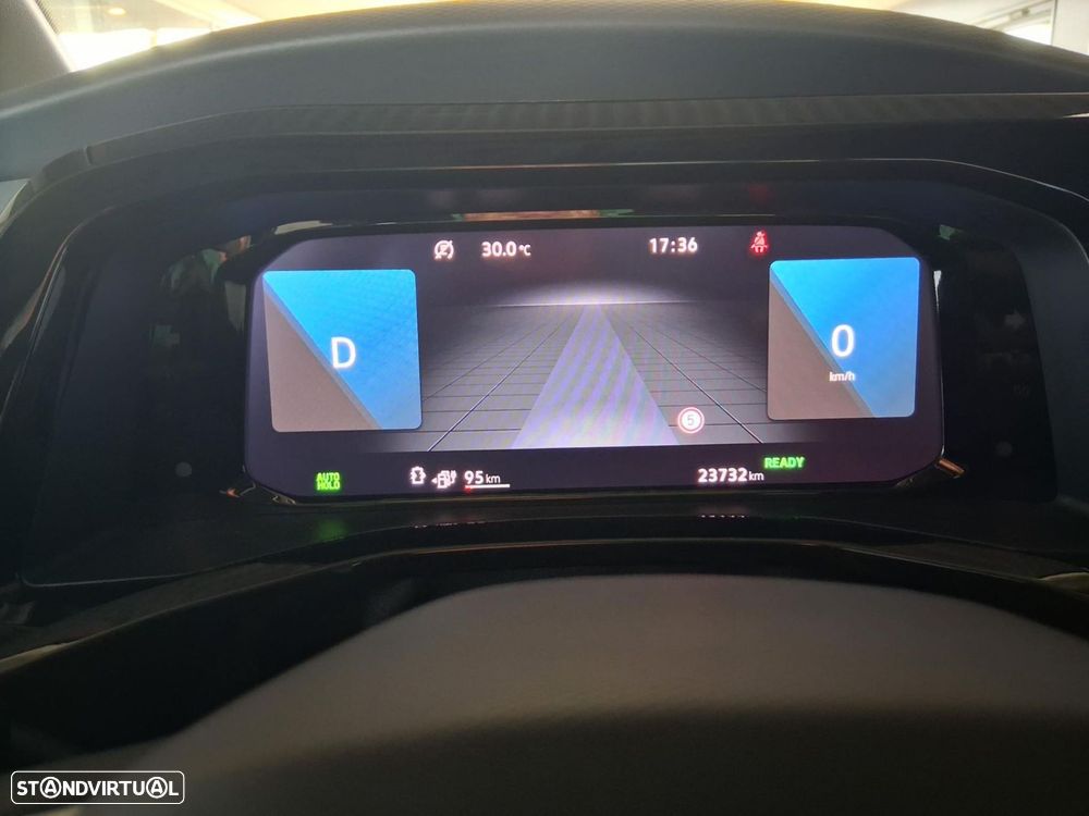 VW Multivan 1.4 TSI e-Hybrid Style Longa DSG - 32