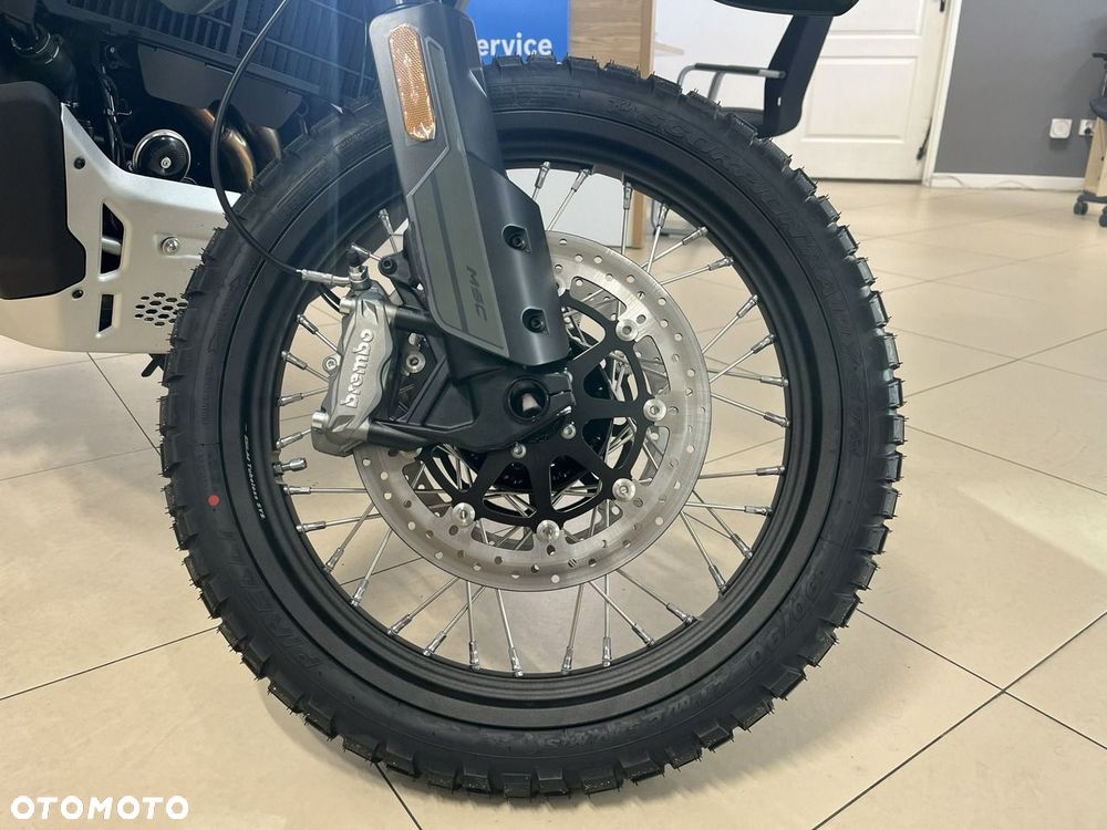 CFMoto MT-X - 12