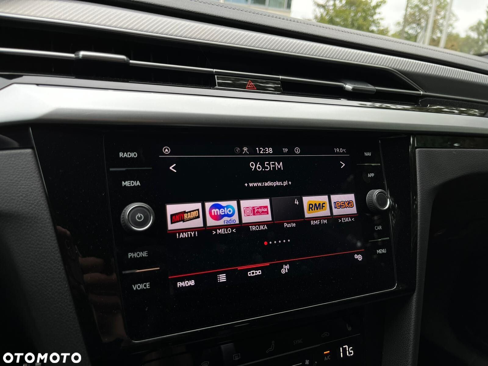 Volkswagen Arteon 2.0 TSI R-Line DSG - 17