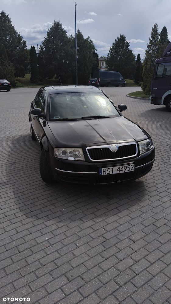 Skoda Superb 2.5 TDI Elegance - 2