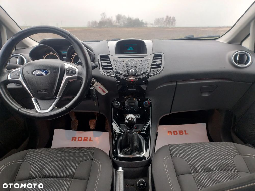 Ford Fiesta 1.0 EcoBoost Titanium - 16