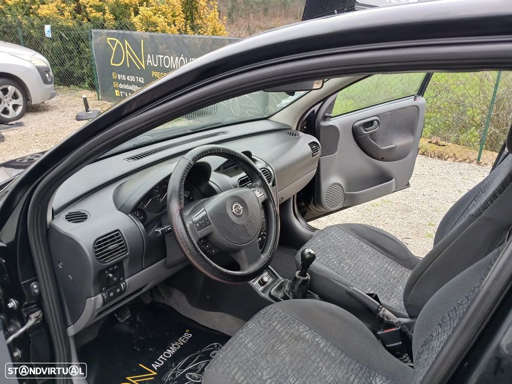 Opel Corsa 1.2 16V N-Joy - 2
