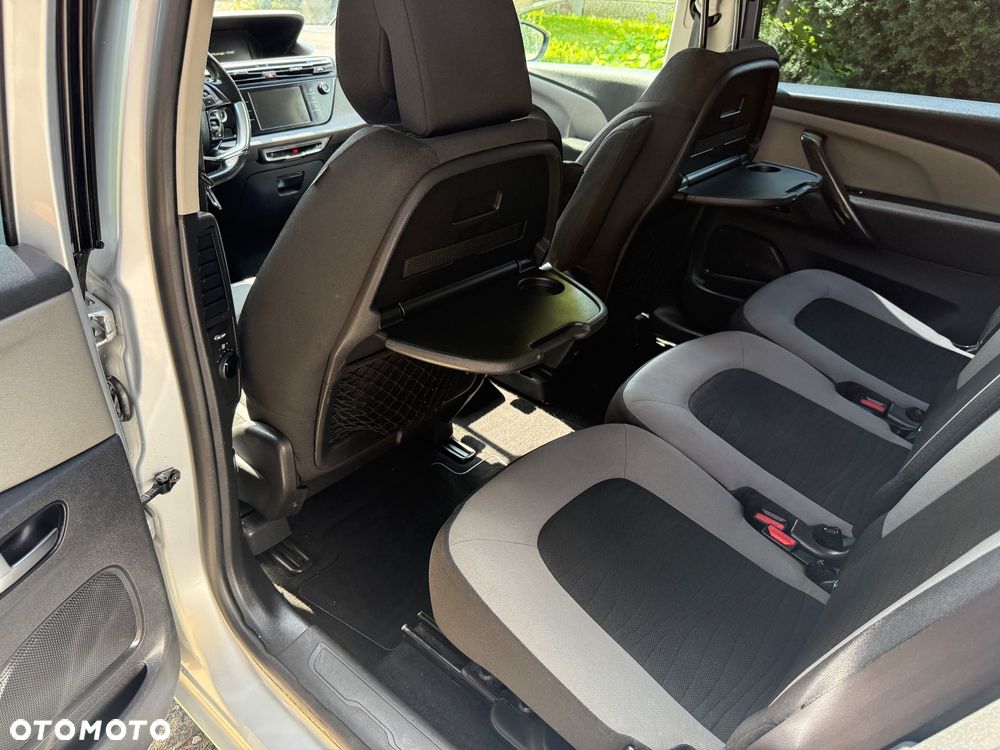 Citroën C4 Grand Picasso 1.2 PureTech Feel S&S - 10