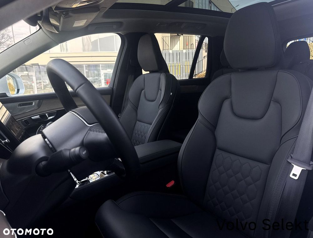 Volvo XC 90 - 34