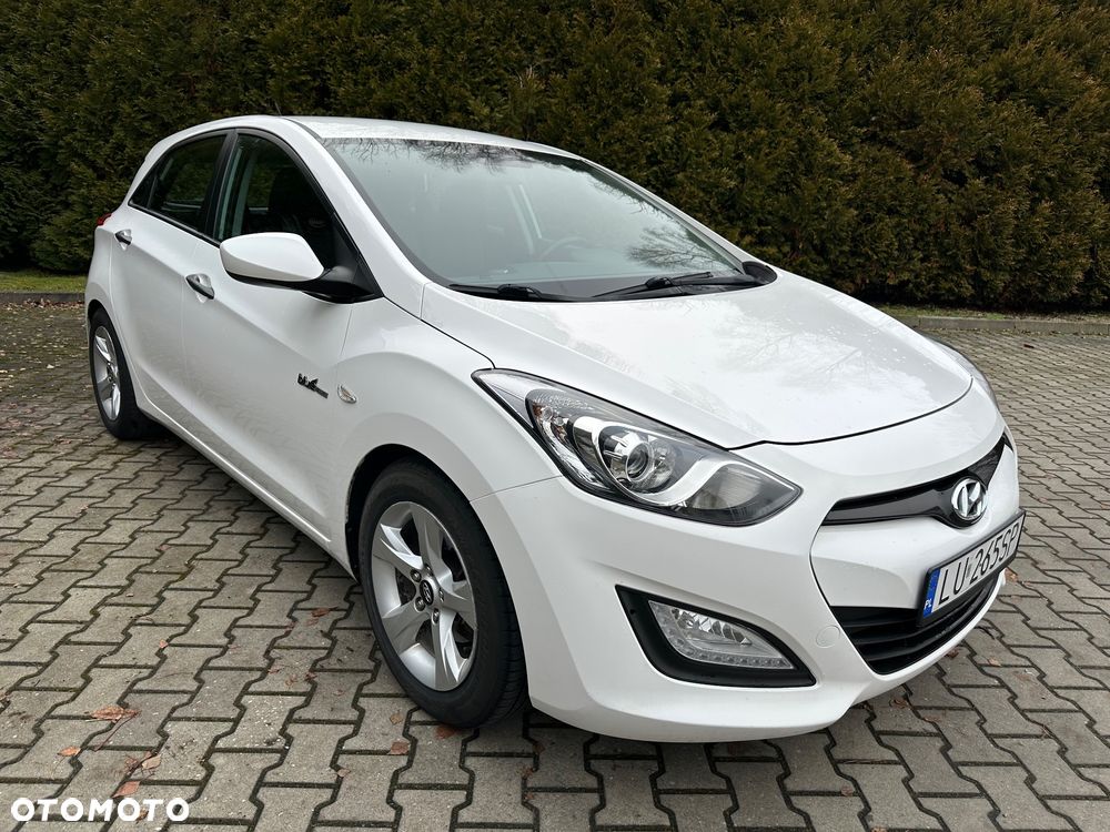 Hyundai i30 blue 1.6 GDI Passion - 32