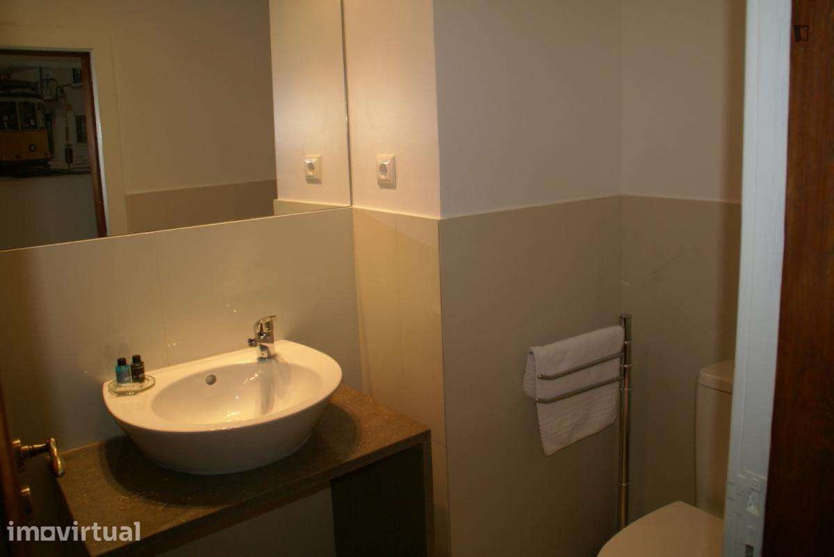 Apartamento com 2 quartos - localizado em Cais do Sodré Lisbon - Grande imagem: 3/8