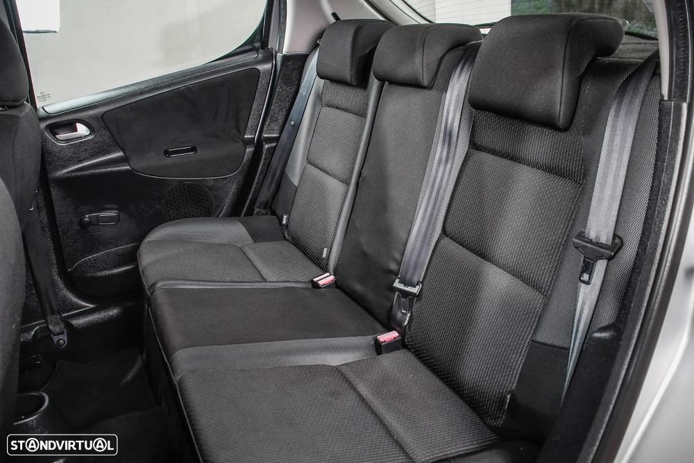 Peugeot 207 1.4 HDi Trendy - 8