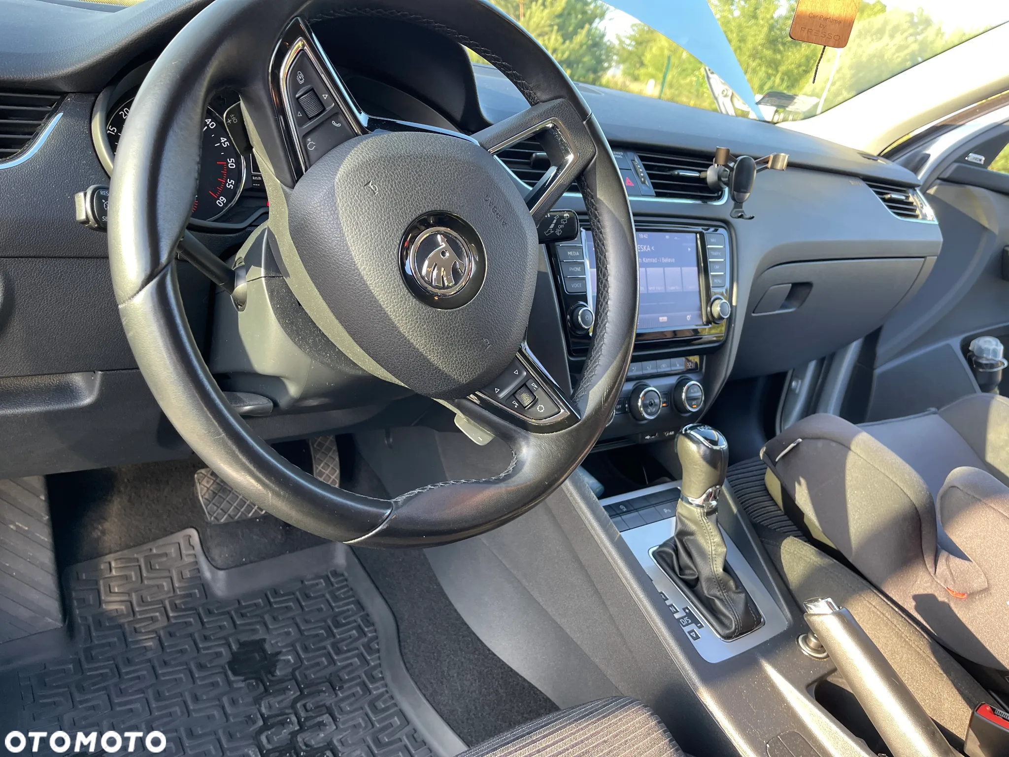 Skoda Octavia 1.6 TDI Elegance DSG - 11