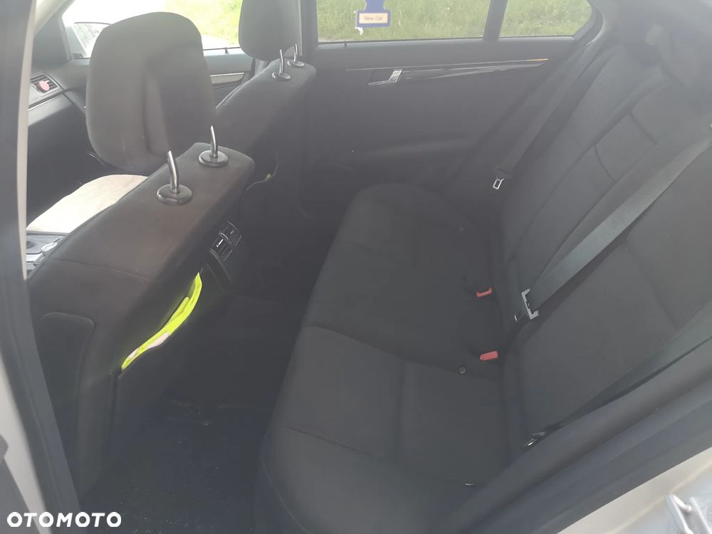 Mercedes-Benz Klasa C - 7