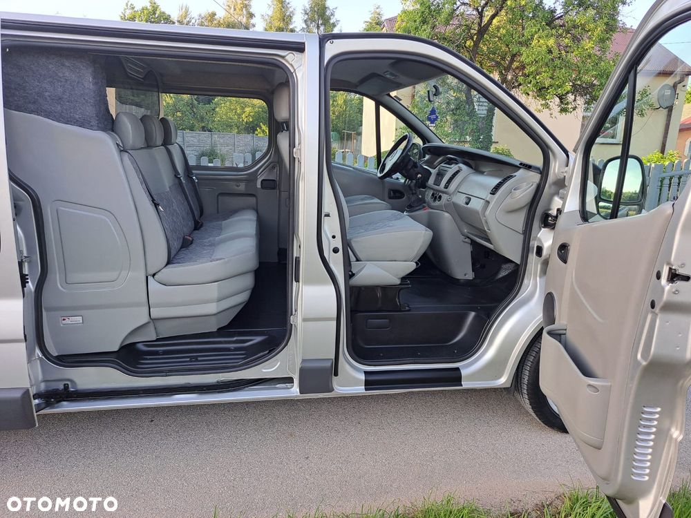 Opel Vivaro - 12