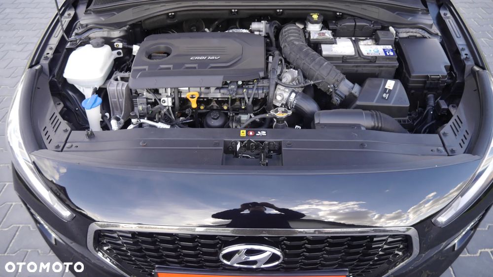 Hyundai i30 1.6 CRDi Automatik Style - 32