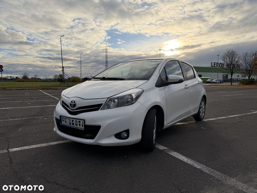Toyota Yaris 1.33 Prestige MS - 1