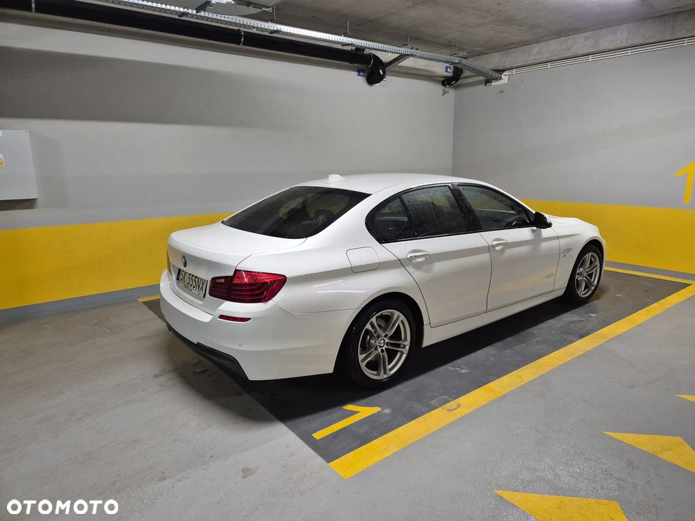 BMW Seria 5 520d M Sport - 1