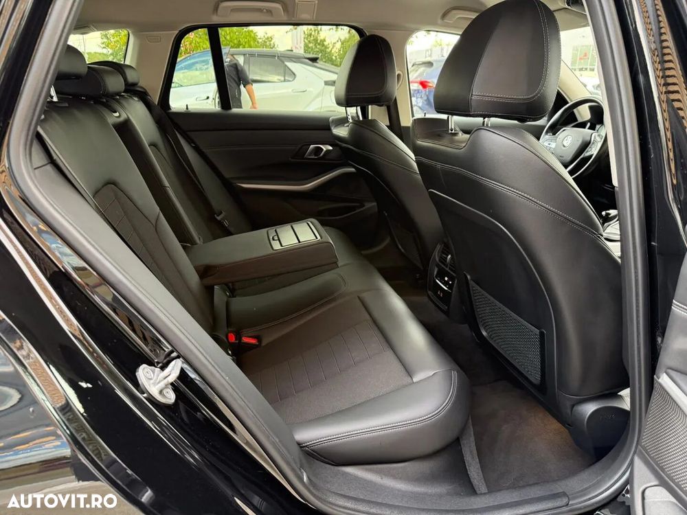 BMW Seria 3 - 18