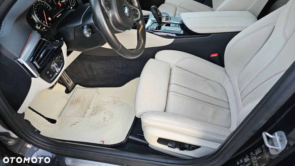 BMW Seria 5 520d xDrive - 8