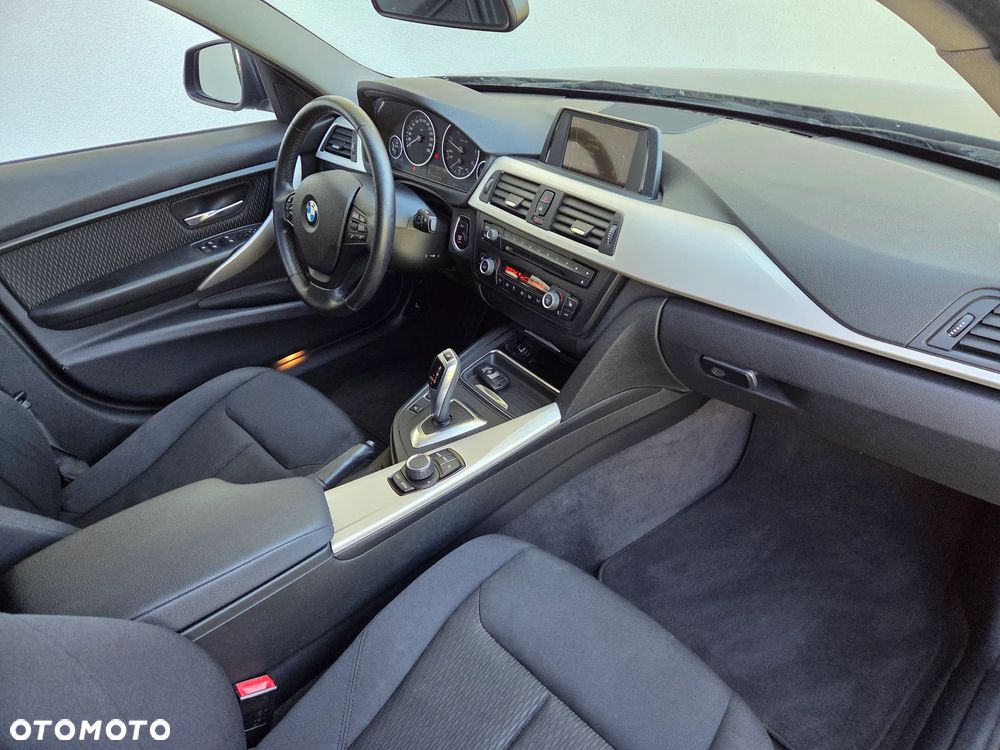 BMW Seria 3 - 10
