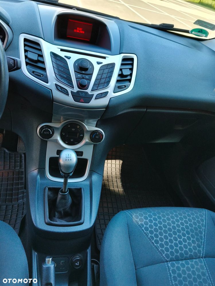 Ford Fiesta 1.25 Trend EU5 - 8