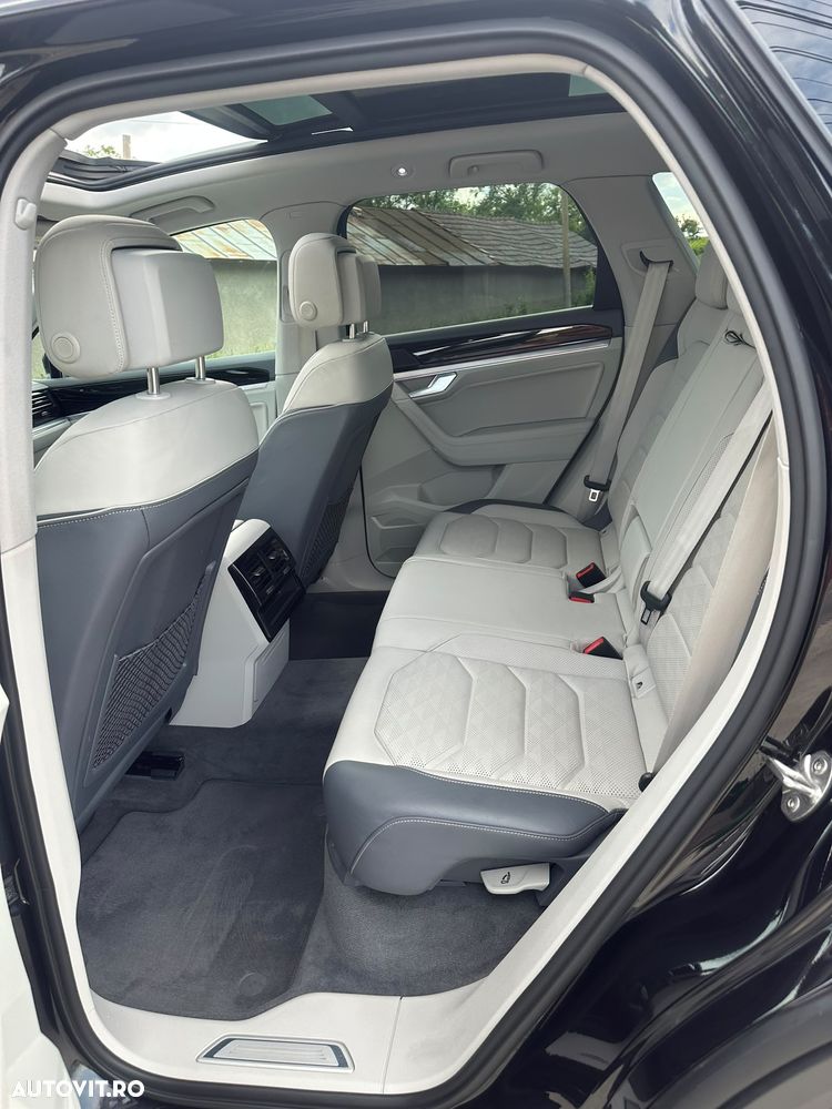 Volkswagen Touareg 3.0 V6 TDI 4Motion DPF Automatik - 24
