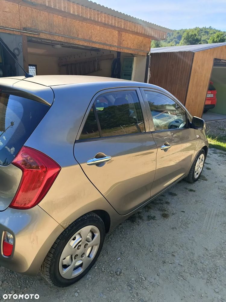 Kia Picanto - 4