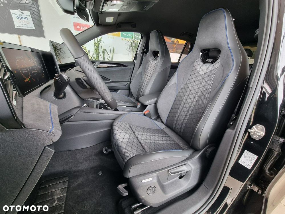 Volkswagen Tiguan - 10