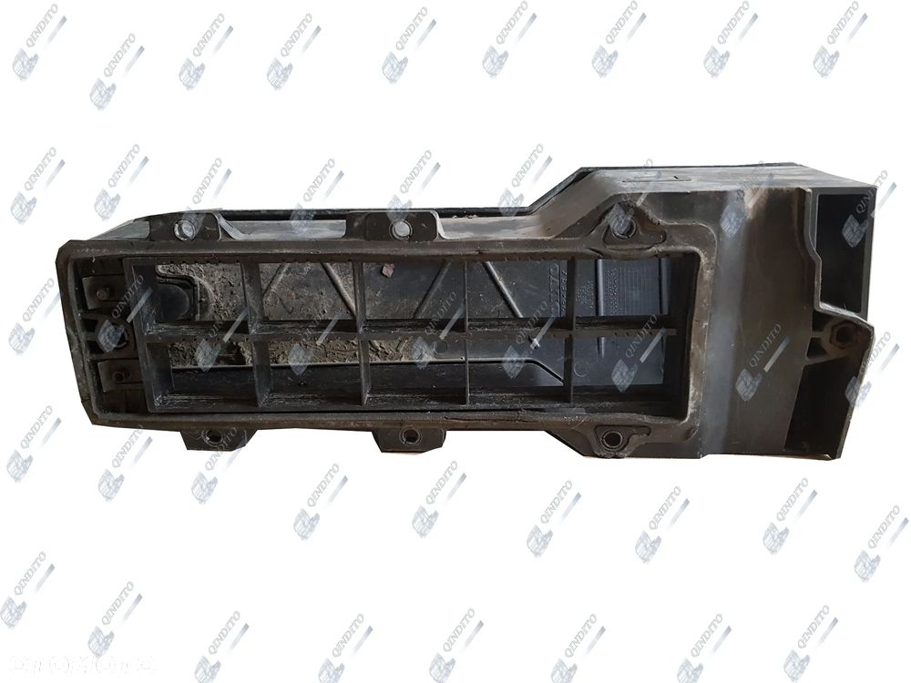 PUSZKA OSŁONA OBUDOWA BEZPIECZNIKÓW PRAWA/ LEWA VOLVO FH 13 24427609 - 4