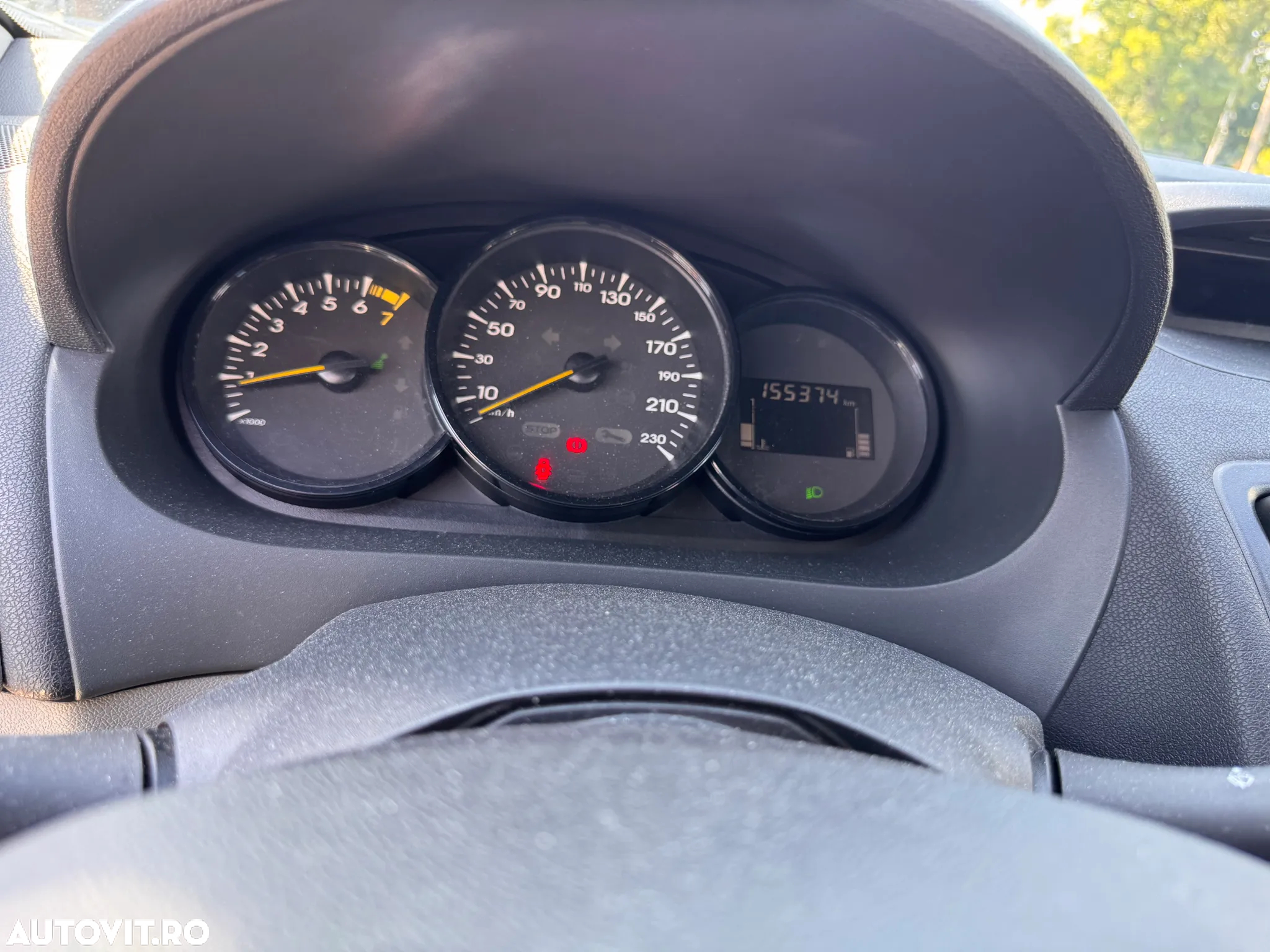 Renault Fluence 1.6 16V Authentique - 10