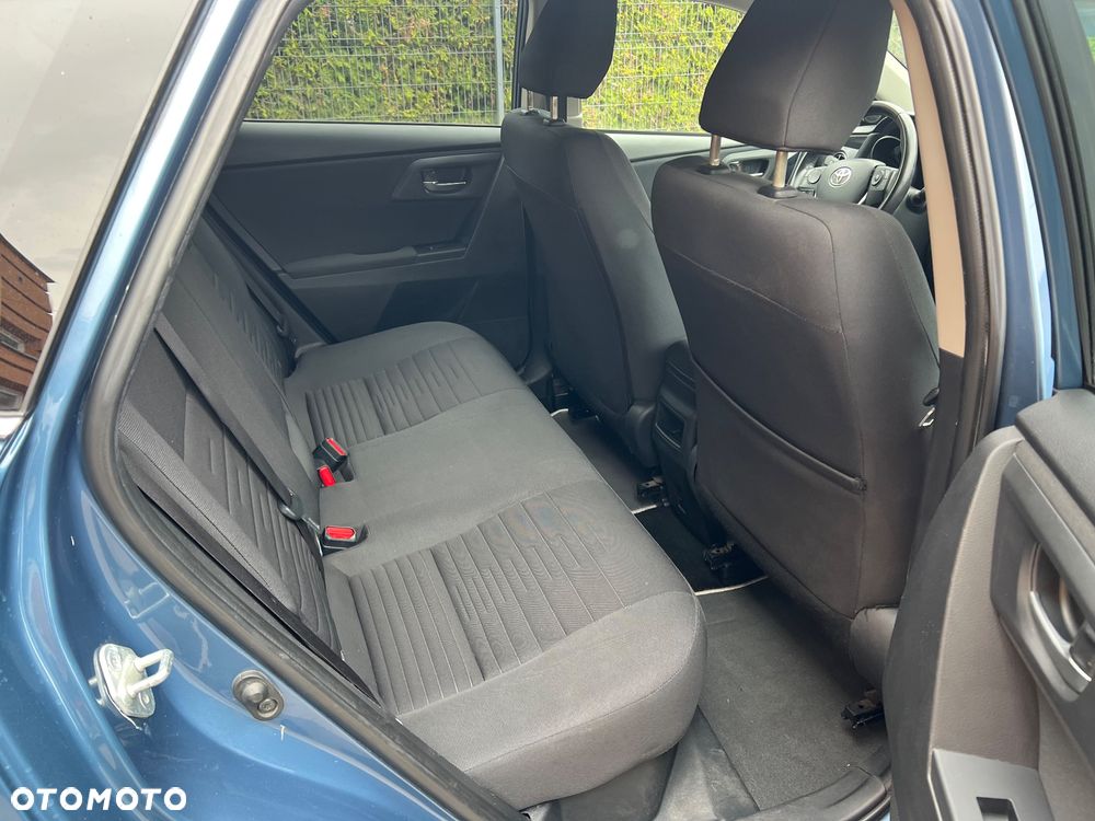 Toyota Auris - 18