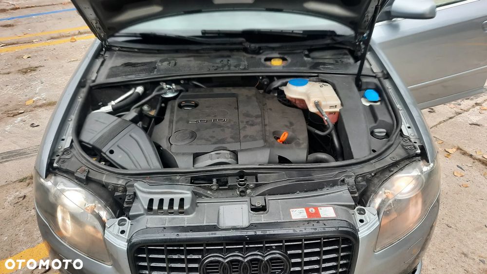 Audi A4 Avant 2.0 TDI Quattro - 37