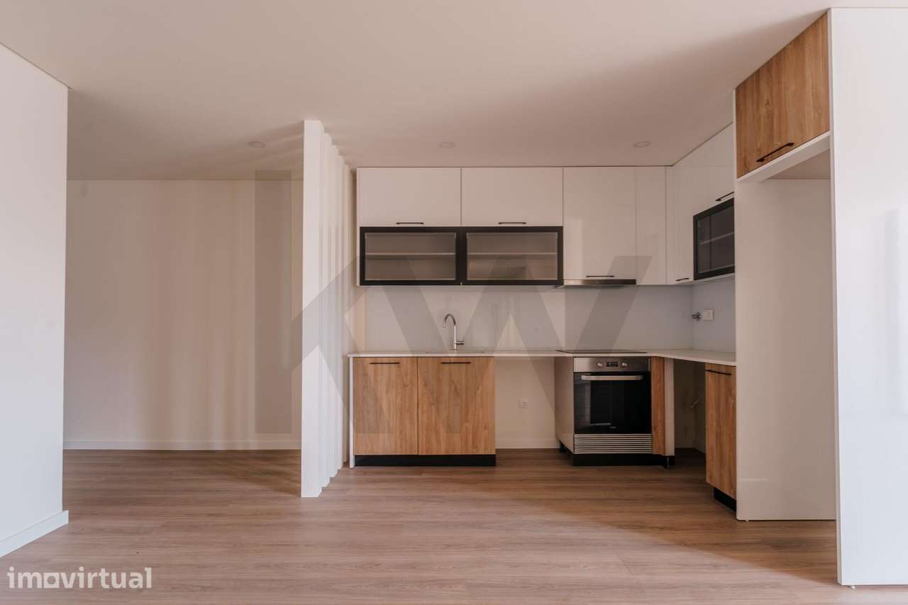 Apartamento T2 Novo com Garagem no Edifício Matrix, centro de Miranda - Grande imagem: 2/37