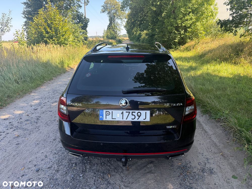 Skoda Octavia 2.0 TDI RS Challenge DSG - 10