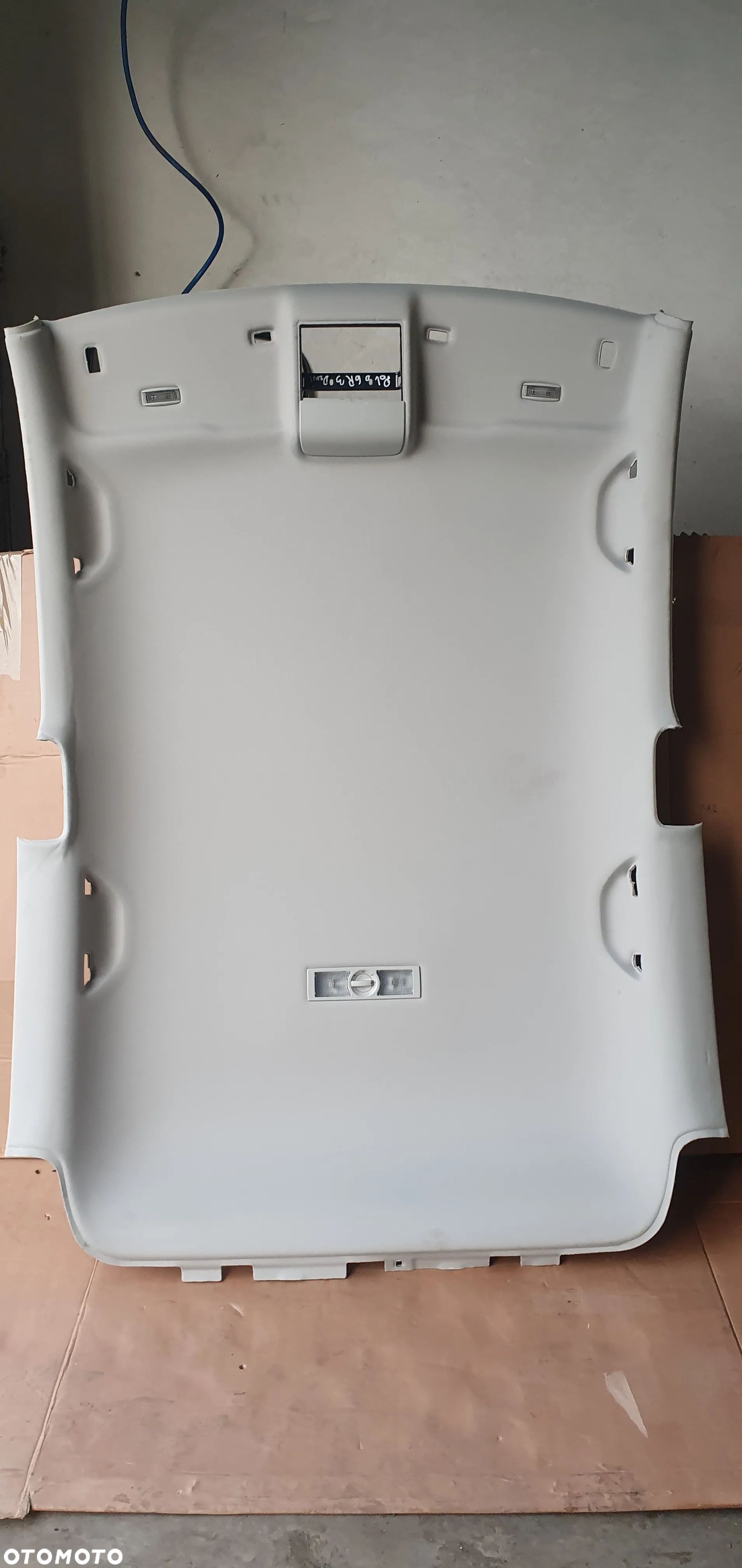 Tapicerka podsufitka sufit podbitka dachu VW Polo V 6R 3D 6R3867501BD - 1