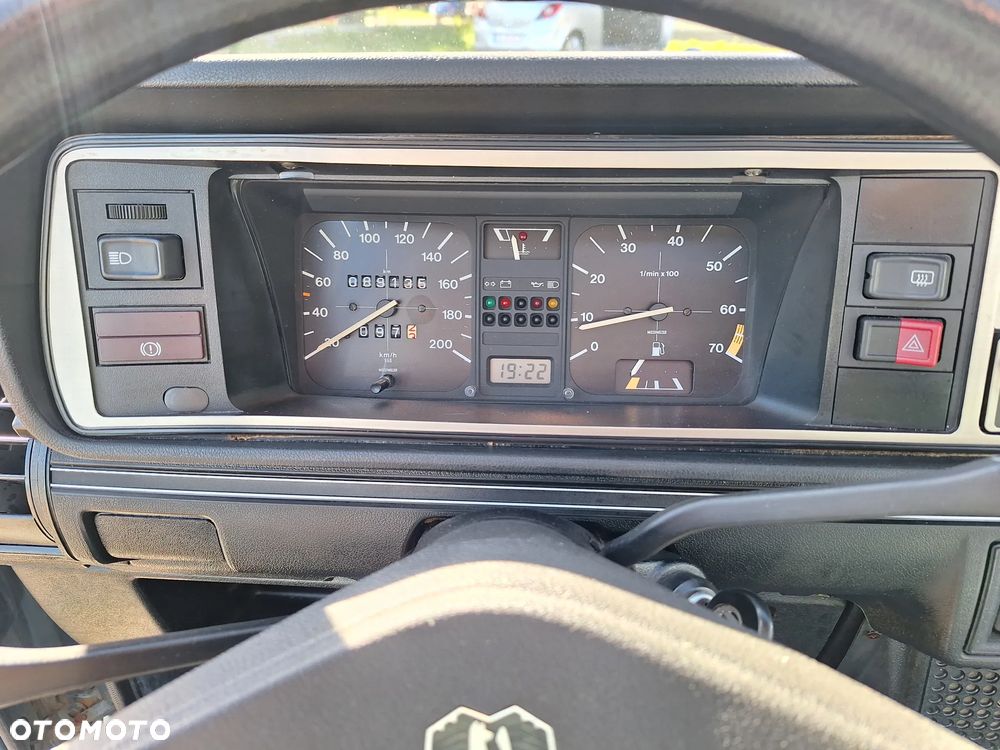 Volkswagen Golf - 9