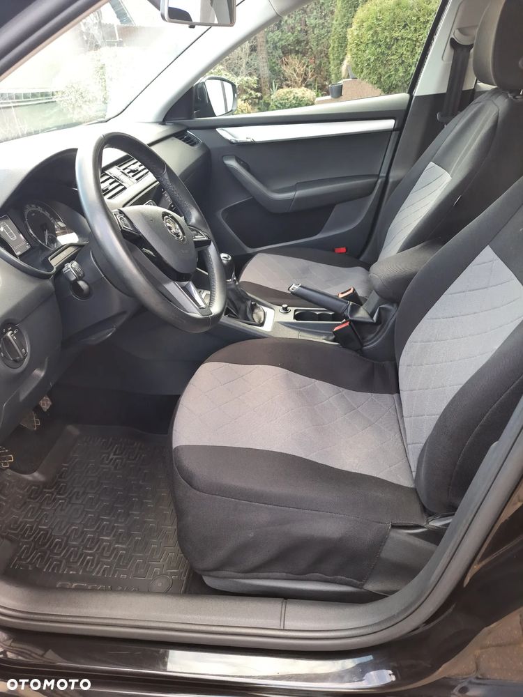 Skoda Octavia 2.0 TDI SCR Ambition - 8