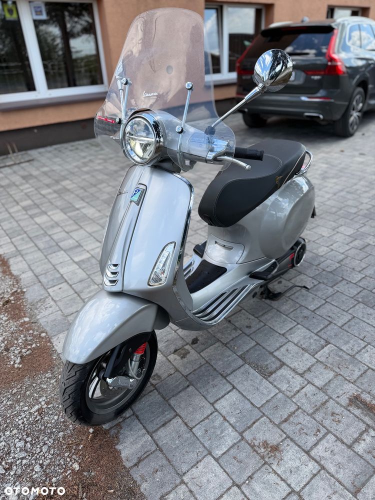 Piaggio Vespa - 3