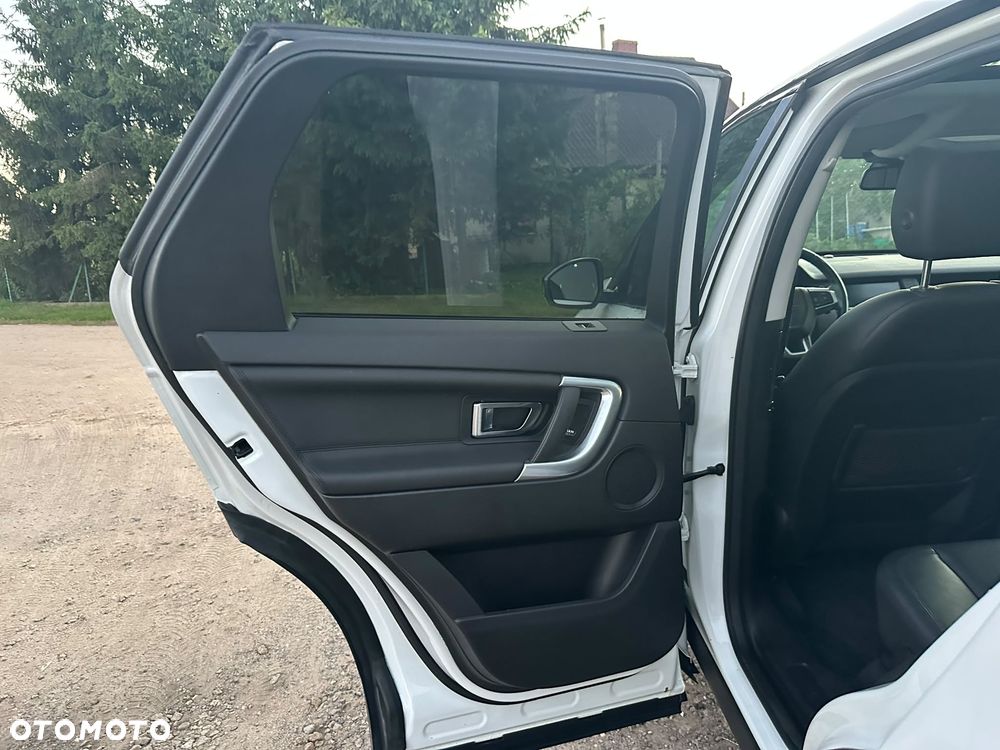 Land Rover Discovery Sport TD4 HSE - 29