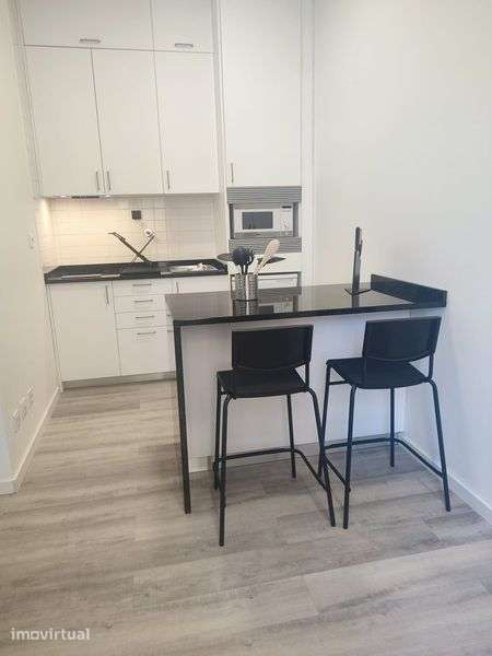 Apartamento T0 Alta de Coimbra (ao lado da faculdade Psicologia) - Grande imagem: 3/6