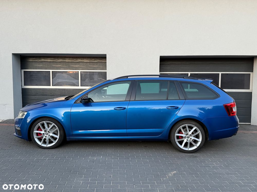 Skoda Octavia Combi 2.0 TDI RS - 10