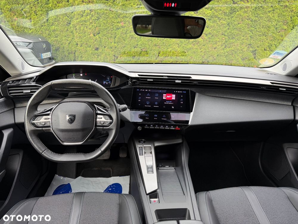 Peugeot 308 BlueHDi 130 EAT8 Allure - 12
