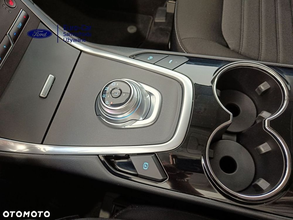 Ford S-Max 2.5 Duratec FHEV TITANIUM - 25