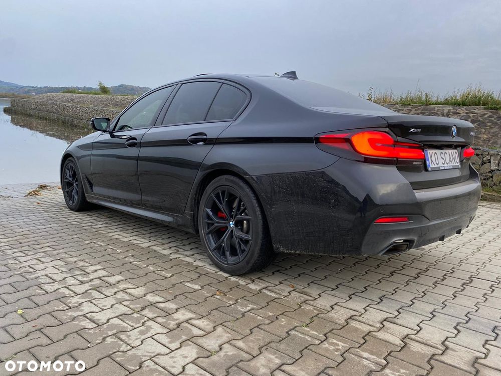 BMW Seria 5 540i xDrive Luxury Line sport - 7