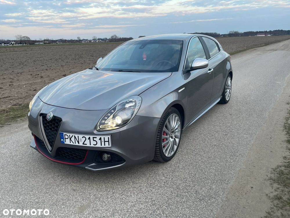 Alfa Romeo Giulietta 1750 TBi Quadrifoglio Verde - 12