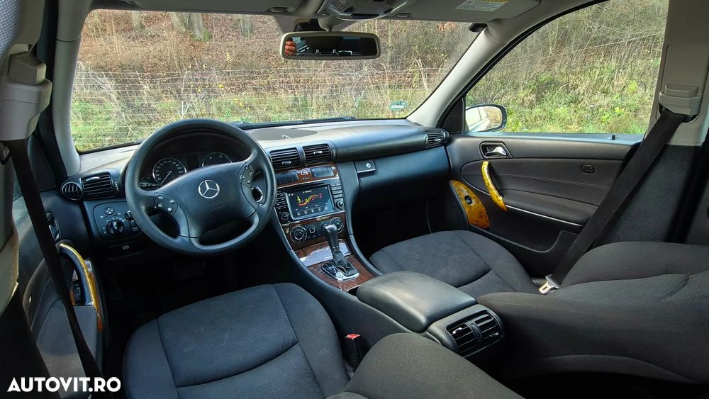 Mercedes-Benz C - 6