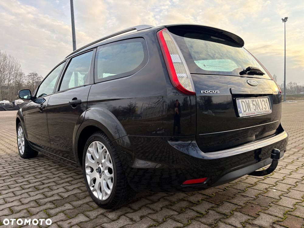 Ford Focus 1.8 Black Magic - 4