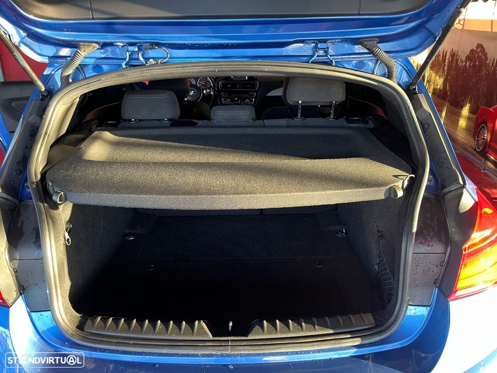 BMW 120 d Pack M - 25