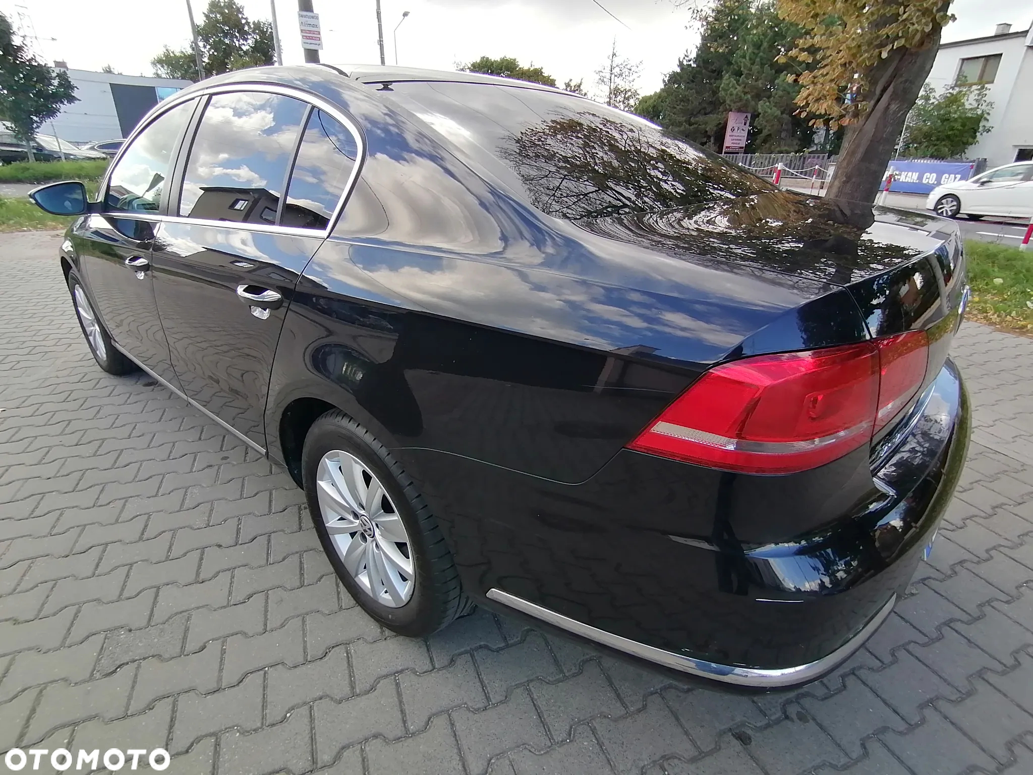 Volkswagen Passat 1.4 TSI BMT Comfortline - 12