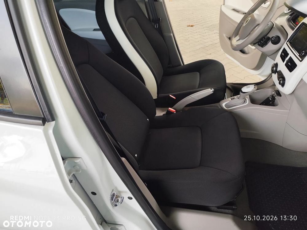 Renault Zoe - 11