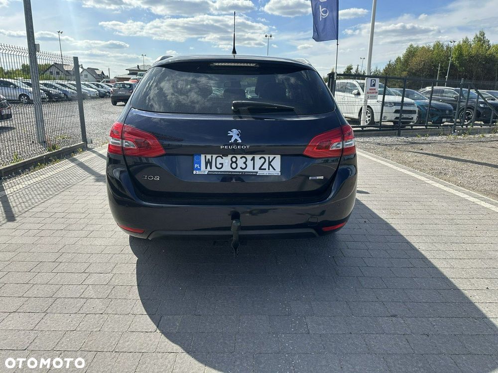 Peugeot 308 - 6